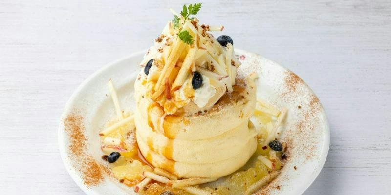 【期間限定アフタヌーンティー】季節のスイーツやリンゴのパンケーキ