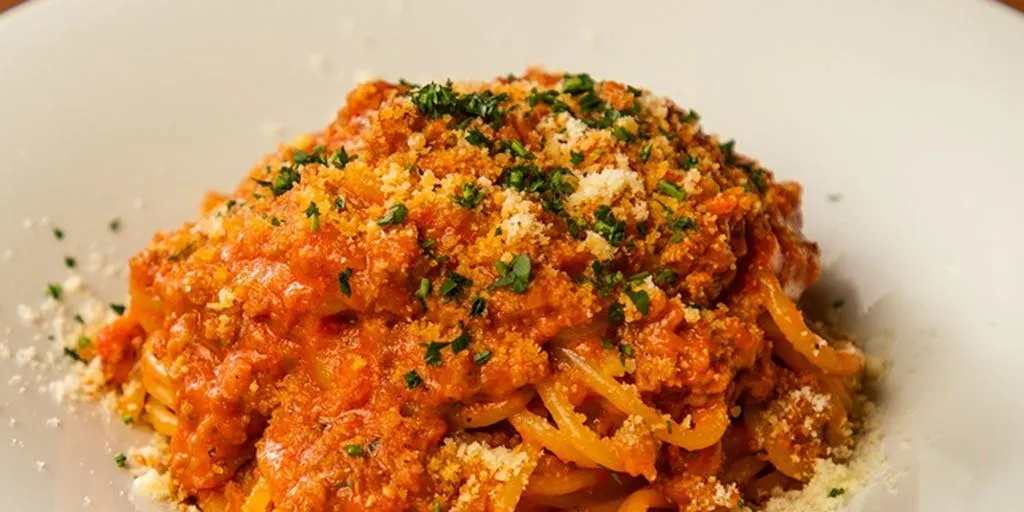 Lunch Set [A]: Includes pork rillettes, meat sauce pasta, a choice of drink including coffee, soup bar, and dessert