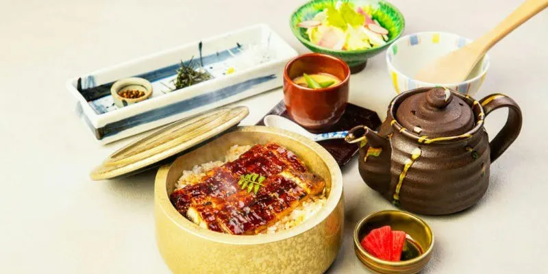 隠れ房 町田店