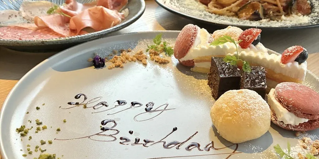 [Anniversary Lunch] From carpaccio to pasta. Includes a message plate.