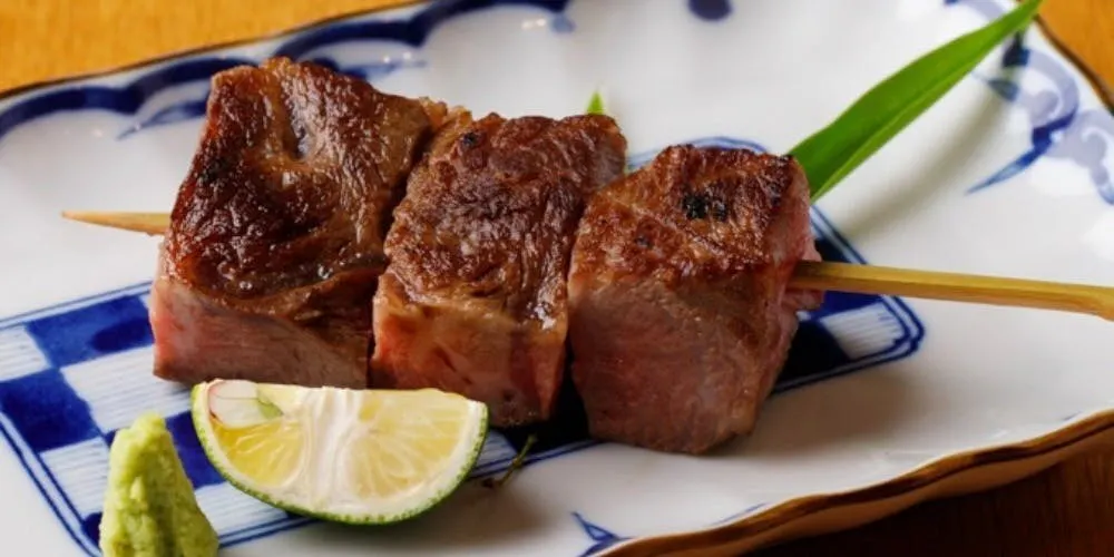 焼鳥トリフク食堂