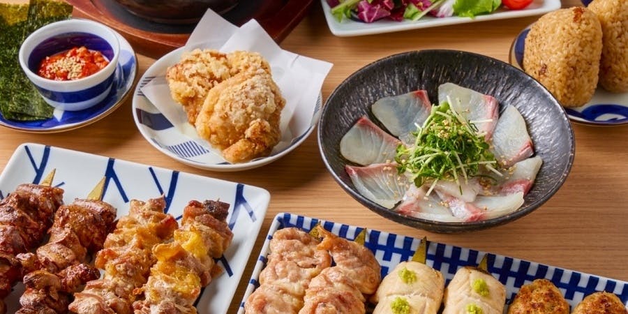 Relax and enjoy our limited-time offer! Perfect for gatherings with friends, ladies' nights, banquets, after-parties, and more. [Hyakutori Luxury Course with 3 Hours of All-You-Can-Drink] 7,500 yen (tax included) Featuring an assortment of 5 charcoal-grilled skewers as the main highlight, along with a selection of our best offerings [12 dishes total]