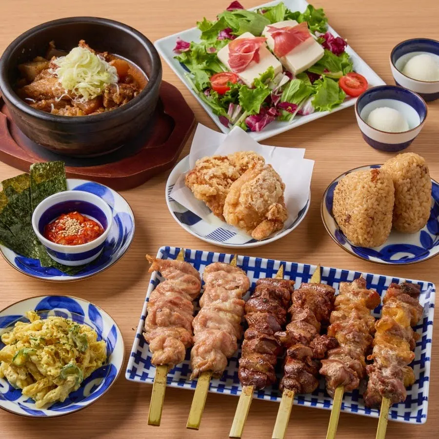 Limited-Time Offer! Perfect for gatherings with friends, ladies' nights, banquets, after-parties, and more. [Hyakuchō’s Recommended Course with 2 Hours of All-You-Can-Drink] 5,500 yen (tax included) Featuring a selection of the best items, centered around an assortment of 3 charcoal-grilled skewers [10 dishes total]